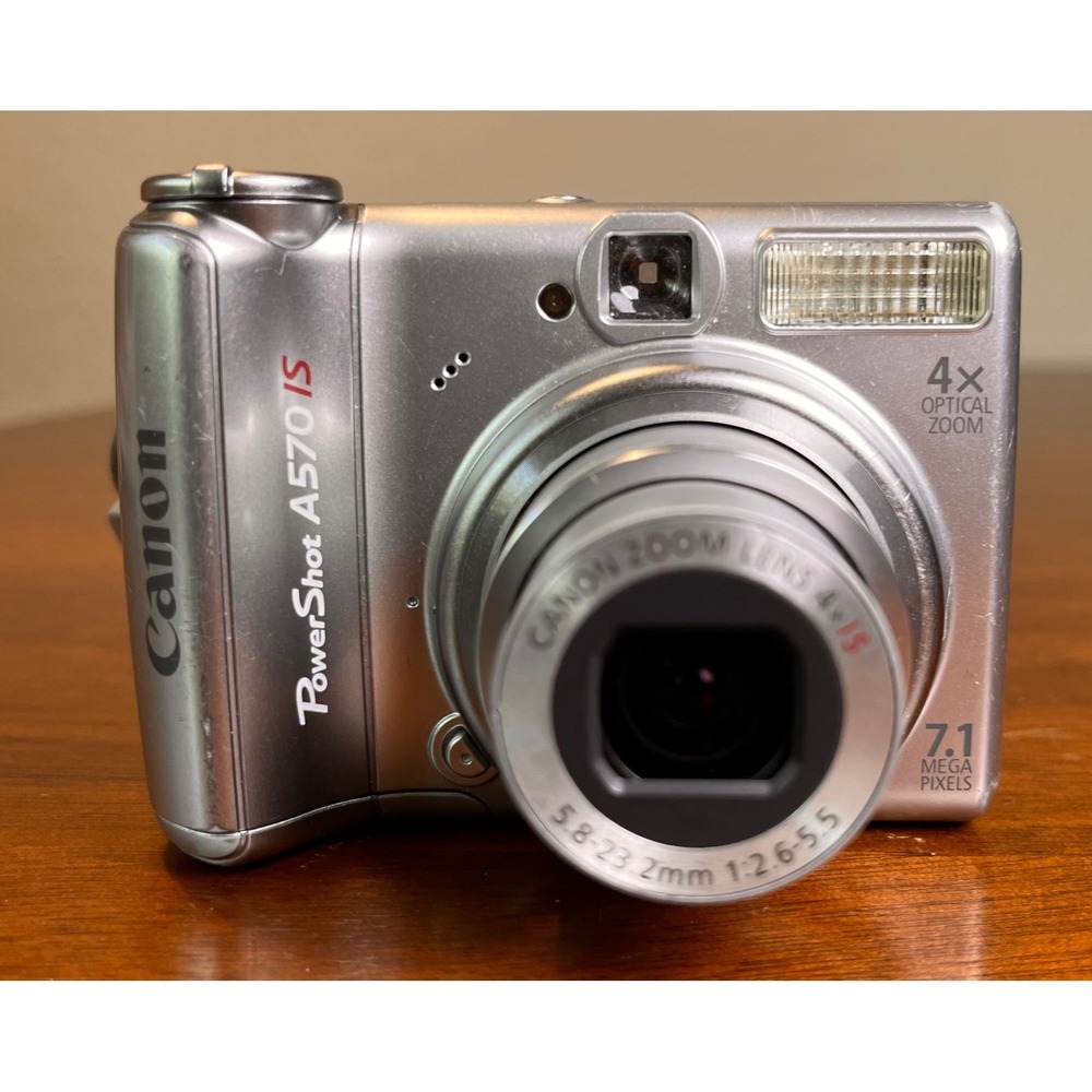 Canon PowerShot A570 IS 7.1MP Digital Camera w/Case